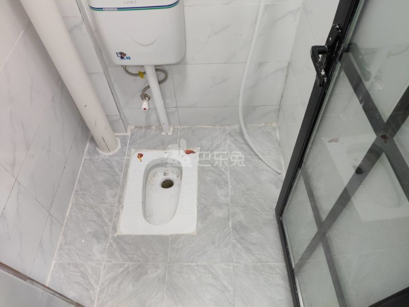 石牌长庚大街18号9392630卫生间图9