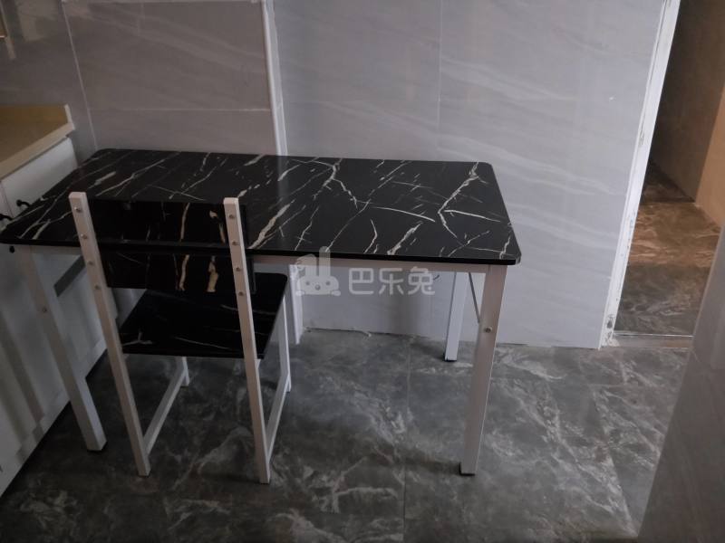 东海闲湖城山景湾17036127客厅图0