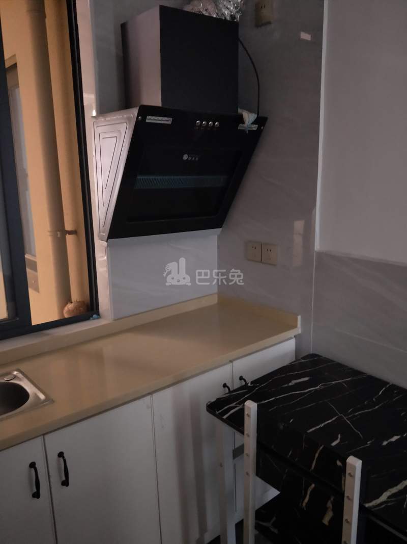 东海闲湖城山景湾17036127厨房图1