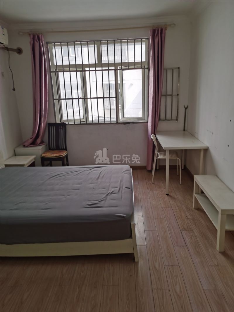 宁康小区（共和新路2203弄）939494卧室图0