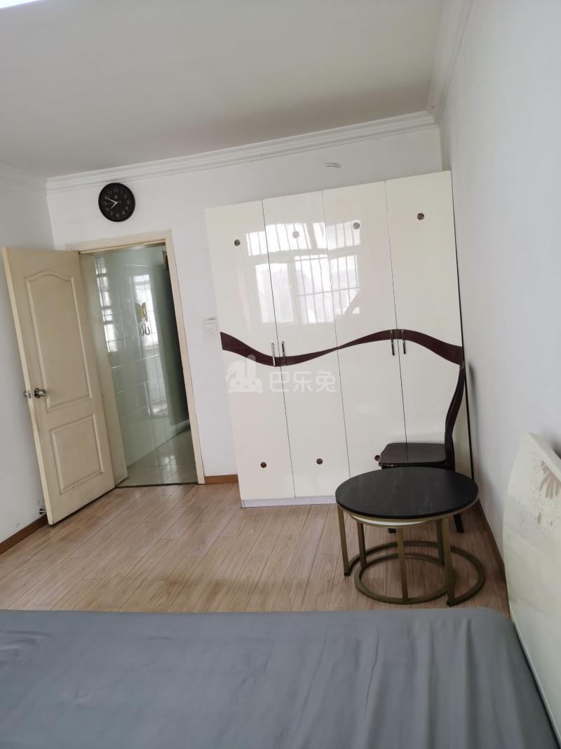 宁康小区（共和新路2203弄）939494卧室图1