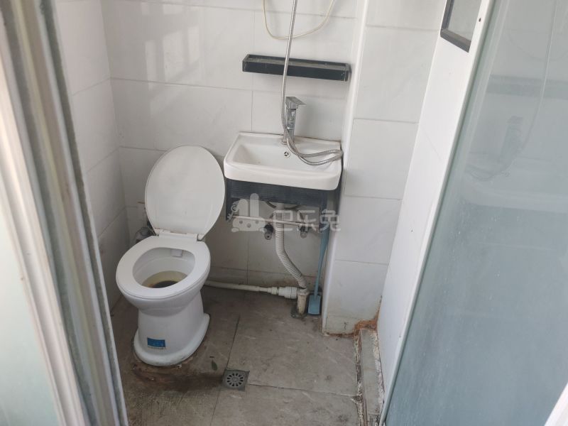 友谊康苑B区9422376卫生间图5