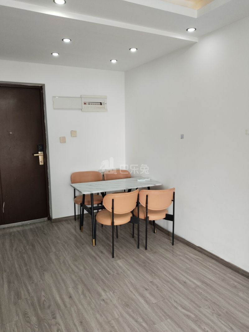 浦西玫瑰园（天誉名邸）9432943客厅图5