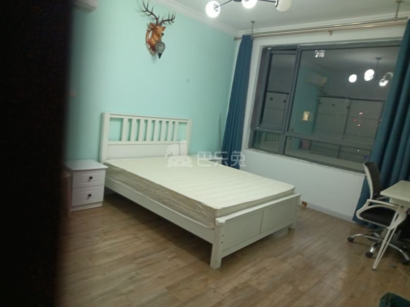 三花现代城丹桂苑9437611卧室图0