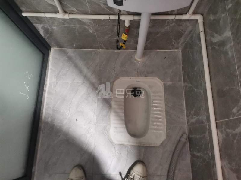 潘祠大街一巷1号9444160卫生间图7