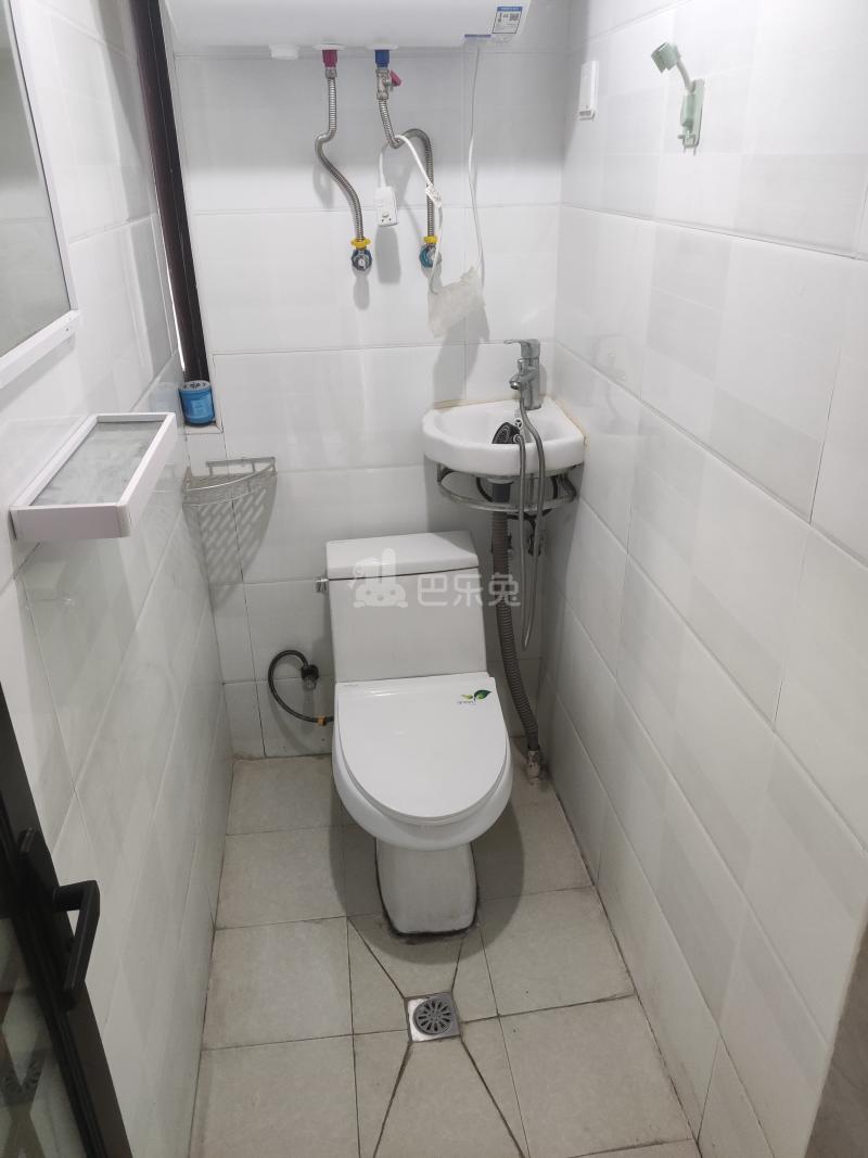 江通苑9447331卫生间图6