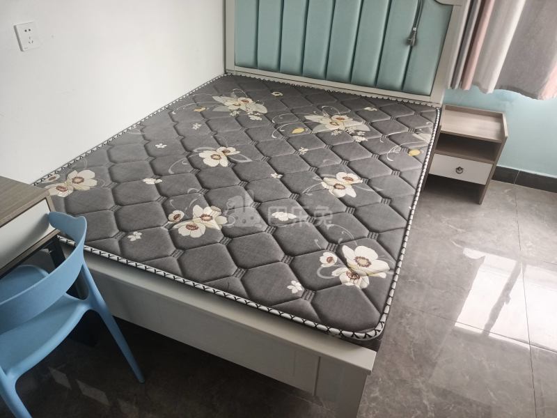 紫晶南园9451799卧室图2