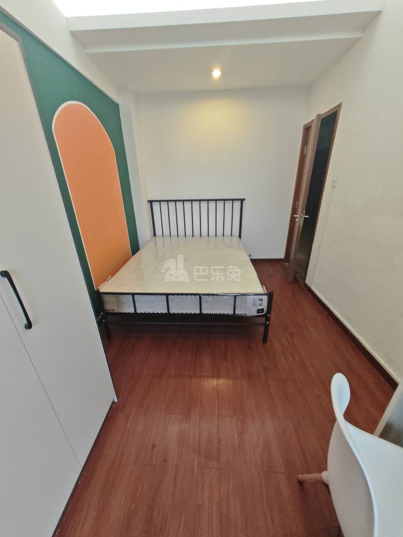 保利湾天地二期9456899卧室图3