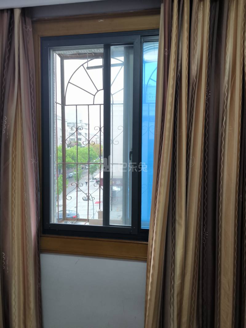 南苑一区9467885卧室窗户图7