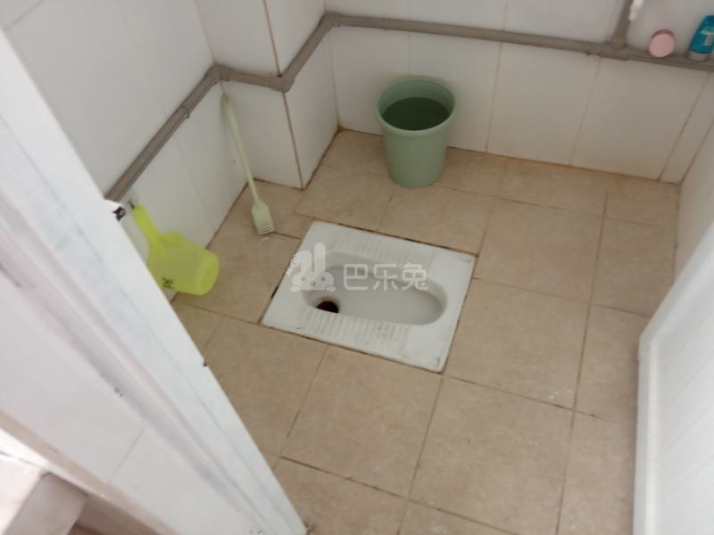 温馨家园（大石礼村北约街二巷6号）9478032卧室图5