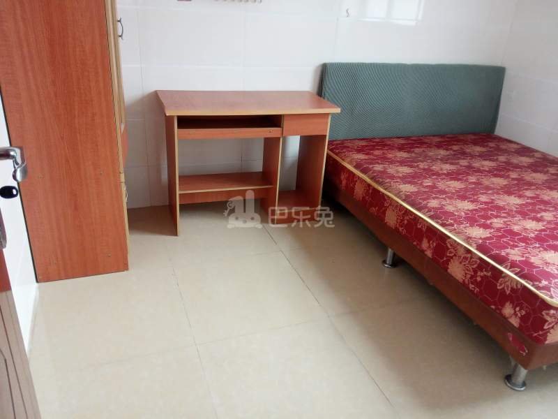 温馨家园（大石礼村北约街二巷6号）9478032卧室图2