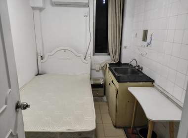 东三里桥路79弄小区 