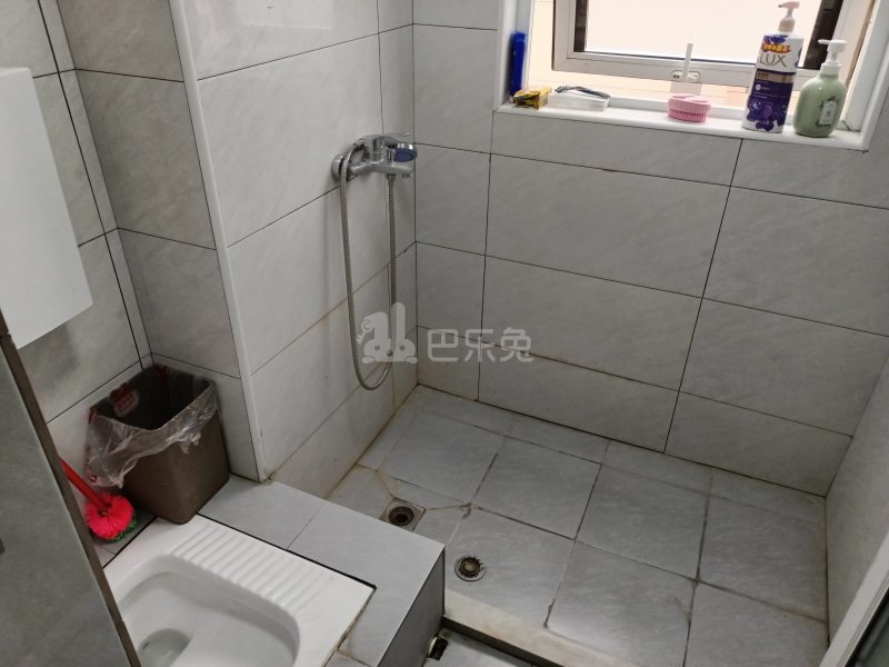 绿地象屿德馨嘉苑（苏河公园）9480700卫生间图10