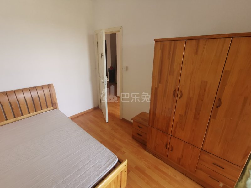 绿地象屿德馨嘉苑（苏河公园）9480700卧室图2