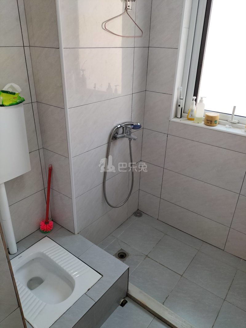 绿地象屿德馨嘉苑（苏河公园）9480700卫生间图11