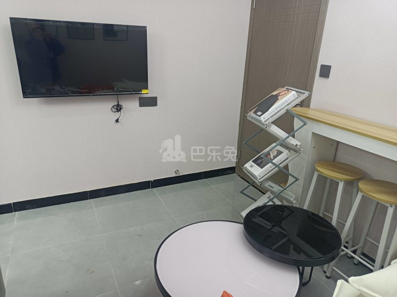 凌四小区9483877卧室图5