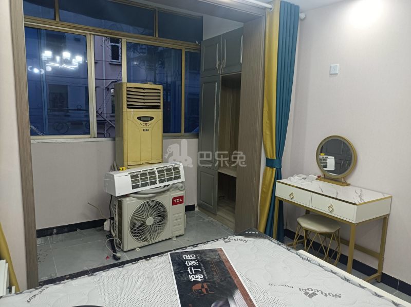 凌四小区9483877卧室图1