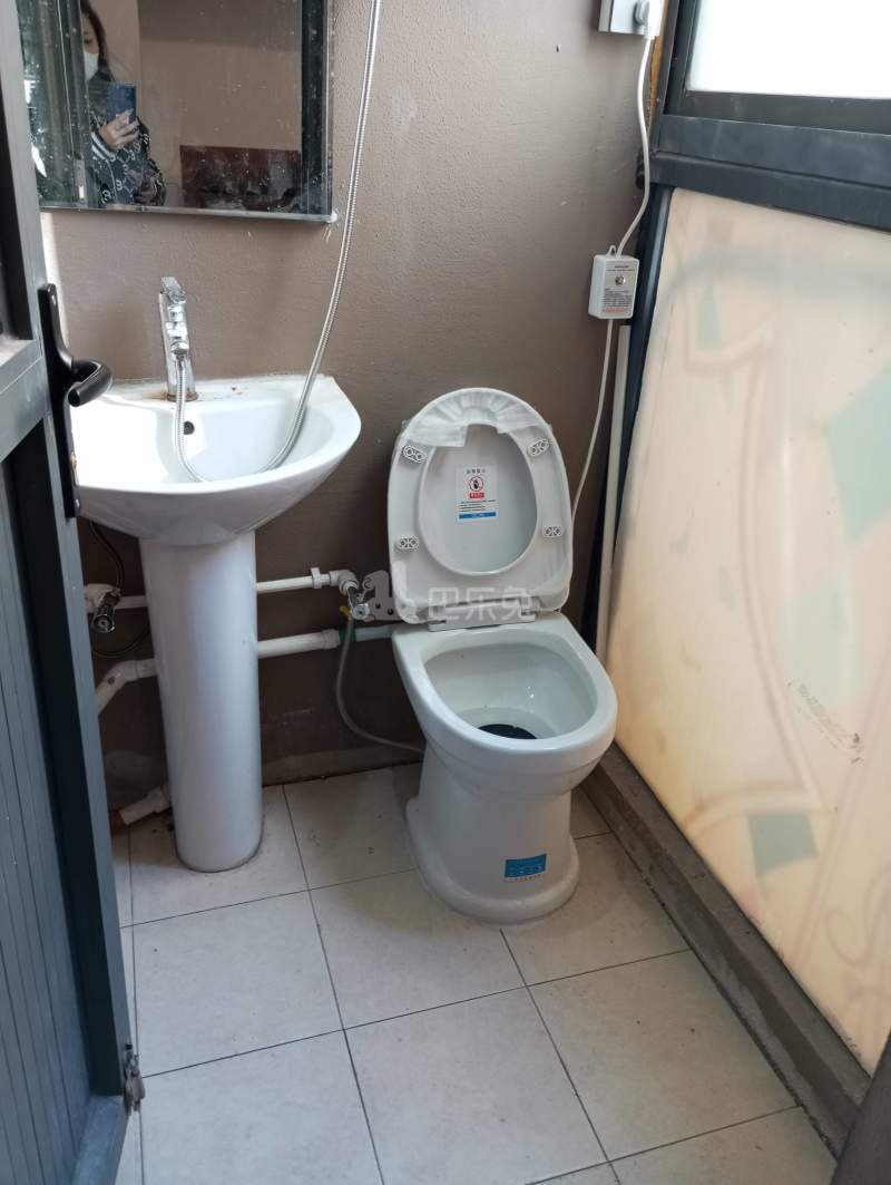 乾皓苑9494138卫生间图6