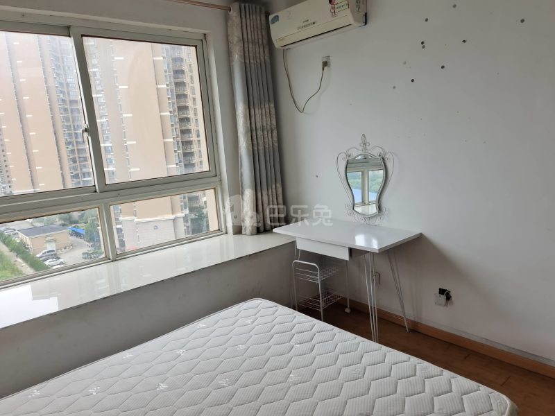 绿地U时代9494435卧室图4