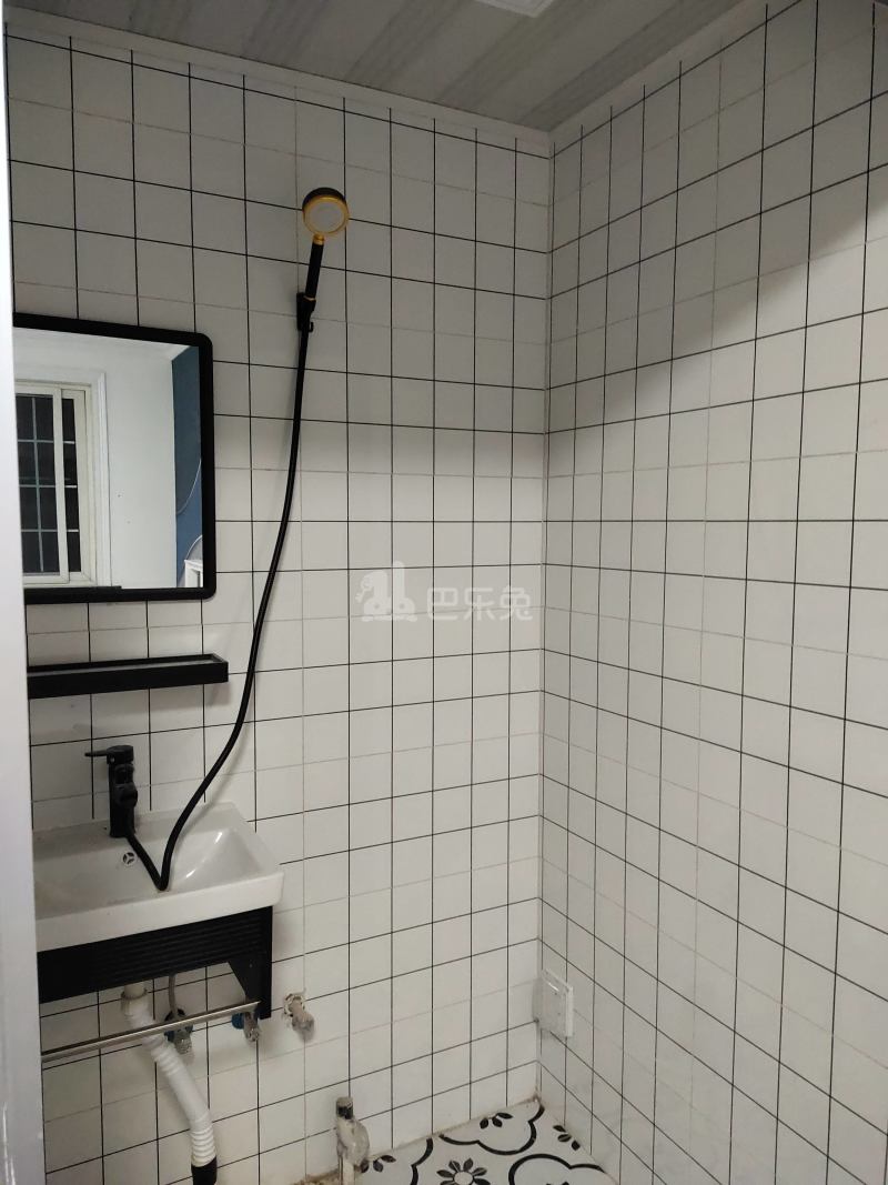 华苑小区（闵行）9496948卫生间图5