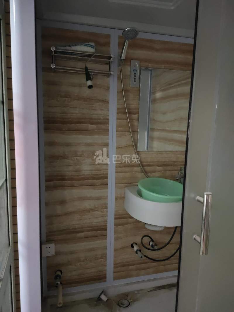 华苑小区（闵行）9496952卫生间图5