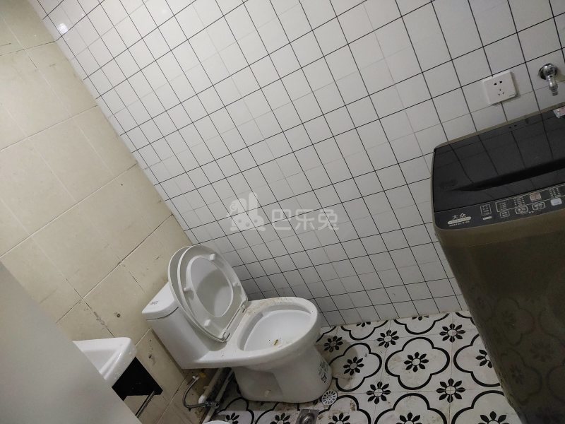 华苑小区（闵行）9496948卫生间图6