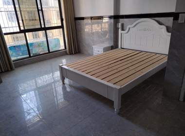 东湖家苑 1室1厅1卫