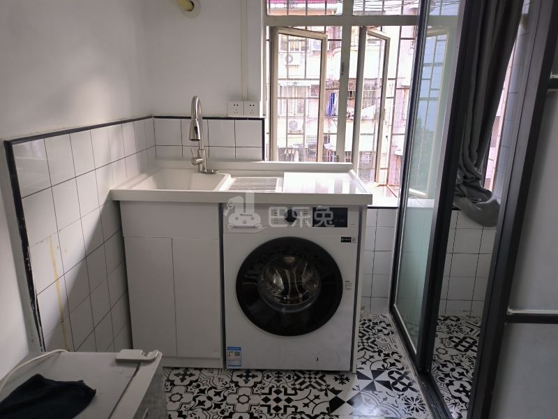 世界花园樱花居9502205卧室图2