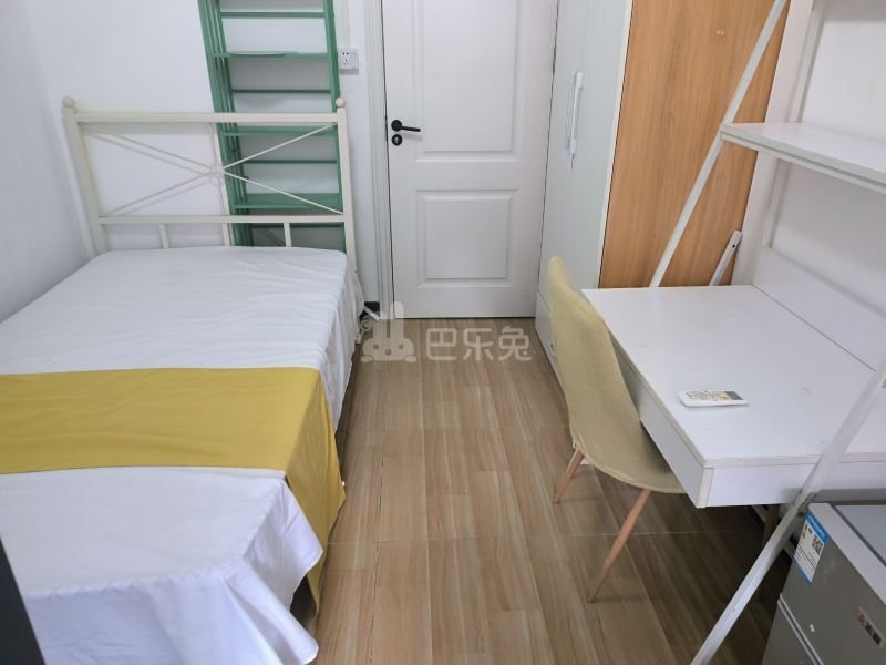 世界花园樱花居9502205卧室图4