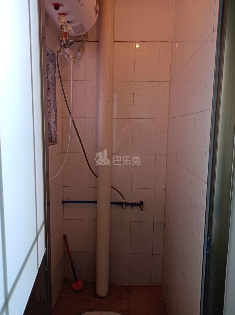 植村二路十二巷3号9502444卫生间图3