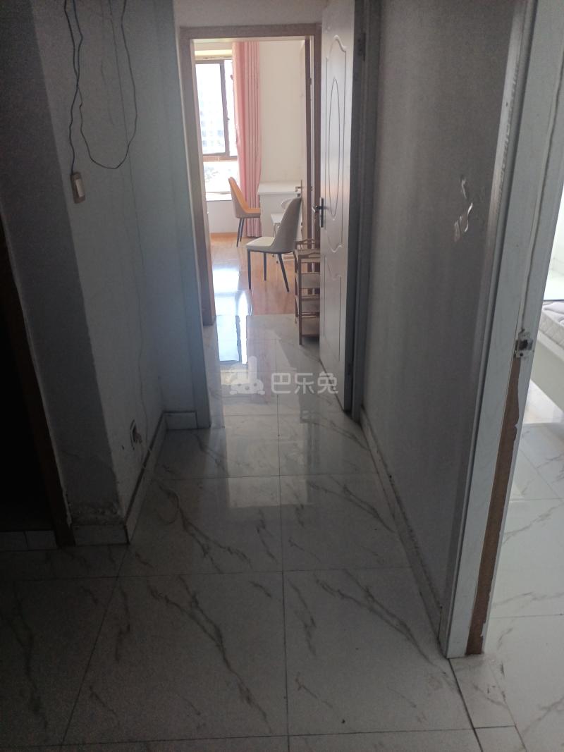 绿洲丰怡园9506192客厅图4