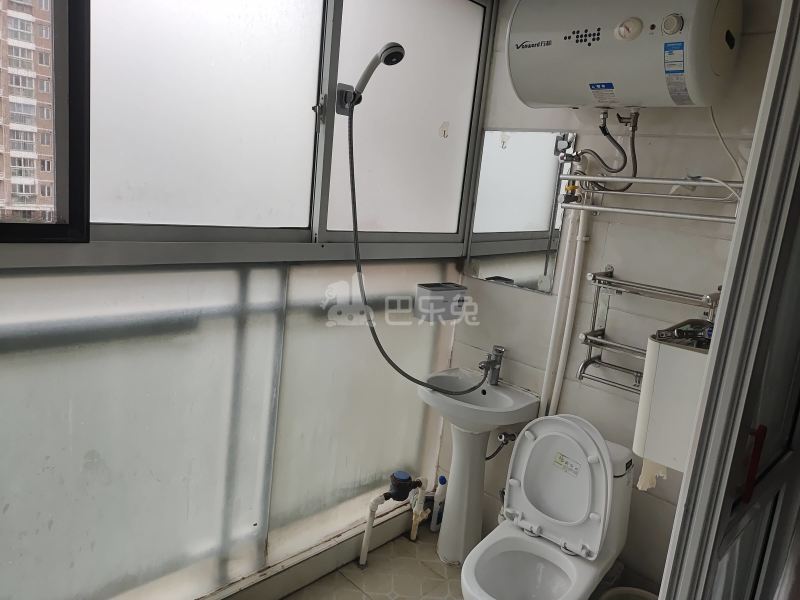 虹梅景苑三街坊9509677卫生间图11