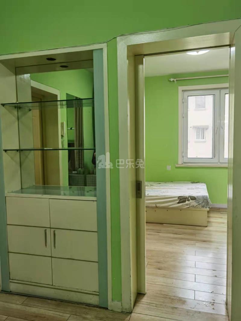 竹南小区（潍坊路208弄）9515005卧室图3