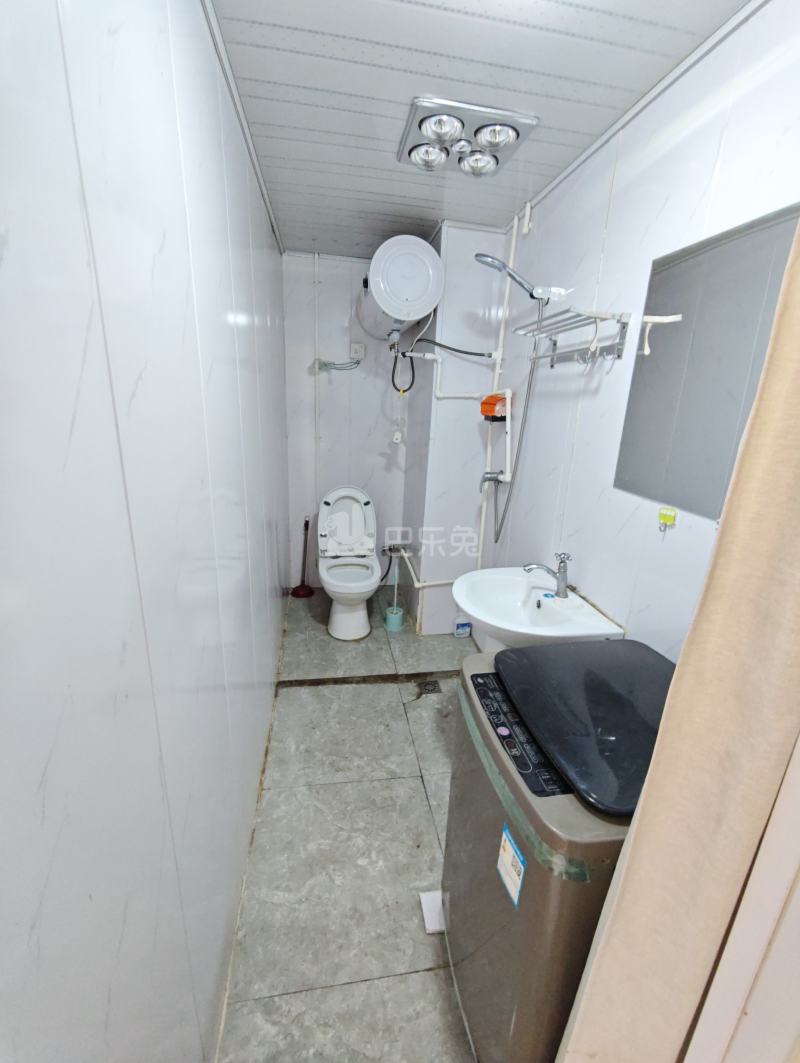 黄城花园西区9521344卫生间图4