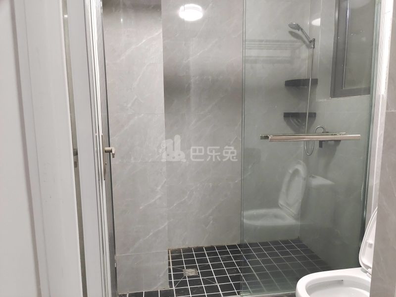 长虹南苑9524033卫生间图6