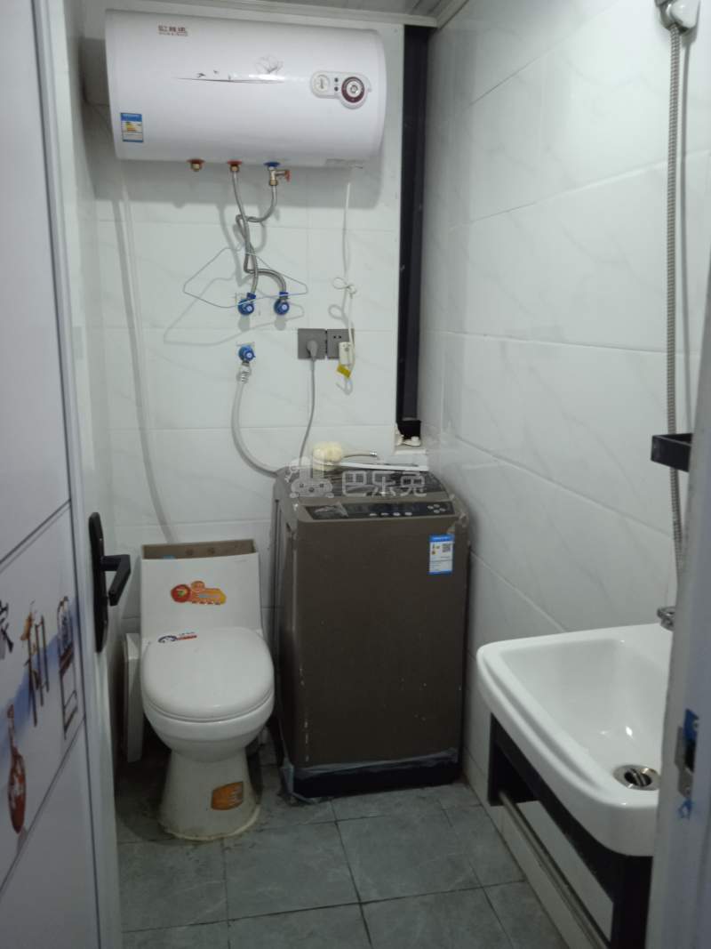 徐公桥花园9559438卫生间图5