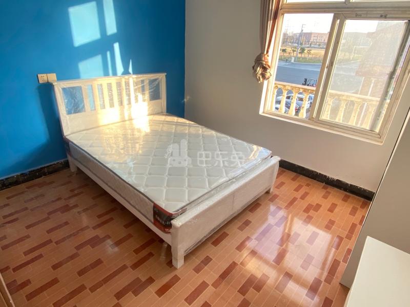 吴胜别墅9527688卧室图0