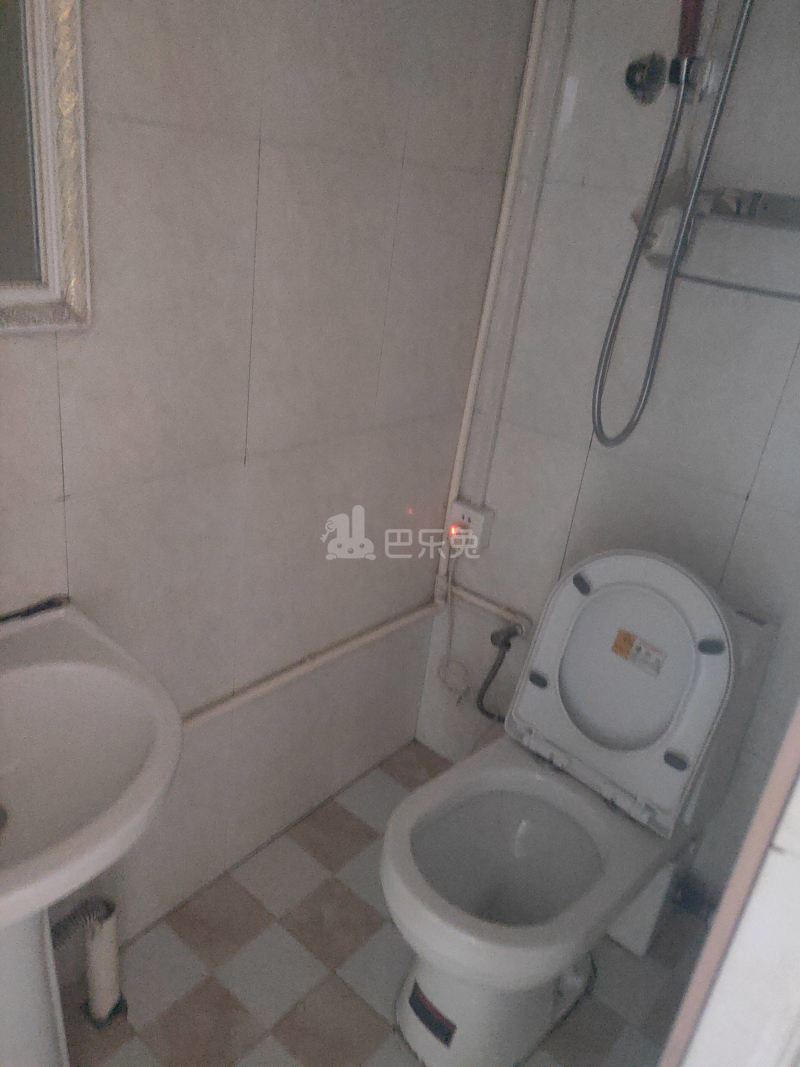 钱塘名都9531320卫生间图5