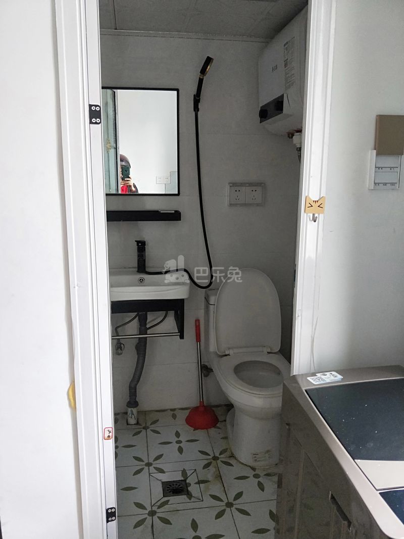 北桥新建街12号9531998卫生间图4