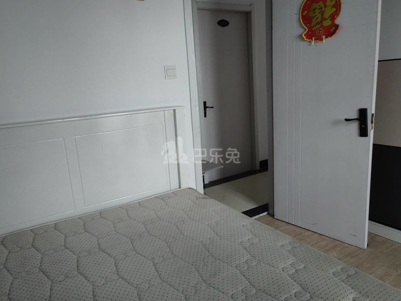 北桥新建街12号9532002卧室图3