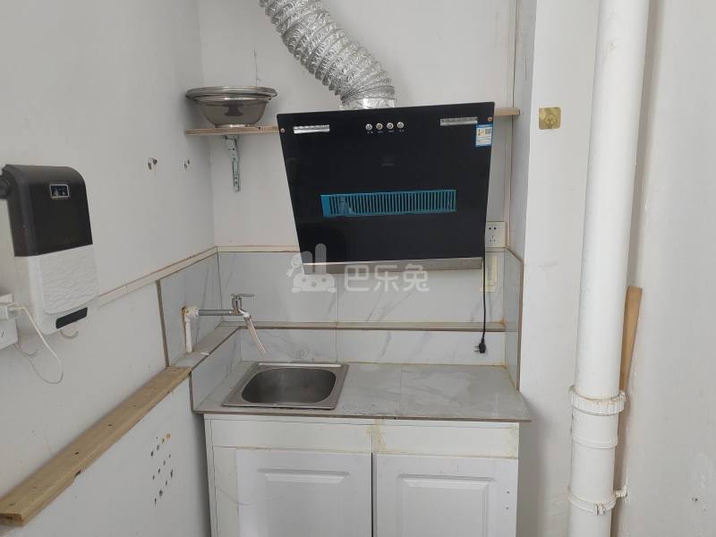 北桥新建街12号9532002厨房图5