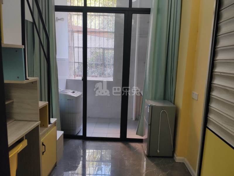 番禺员岗村西河坊大街28号9537152卧室图4