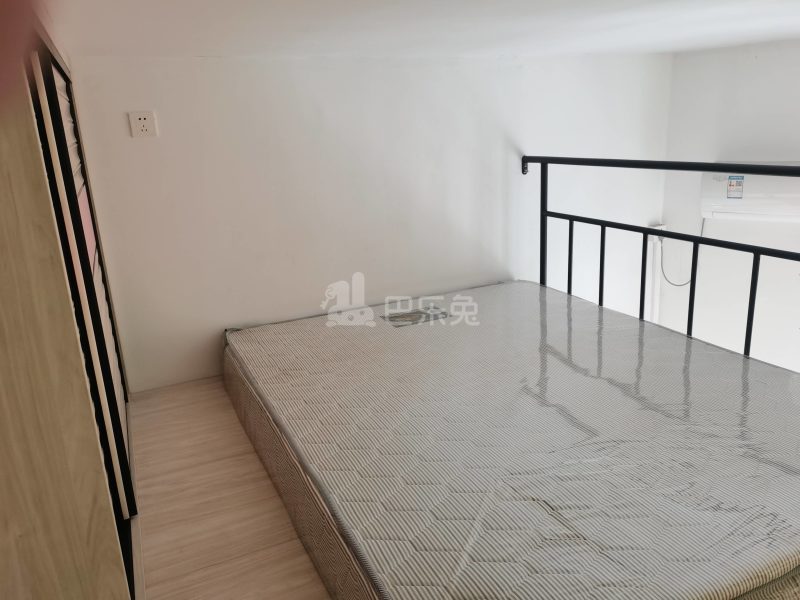 番禺员岗村西河坊大街28号9537161卧室图7