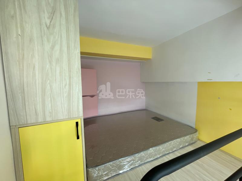 番禺员岗村西河坊大街28号9537174卧室图2