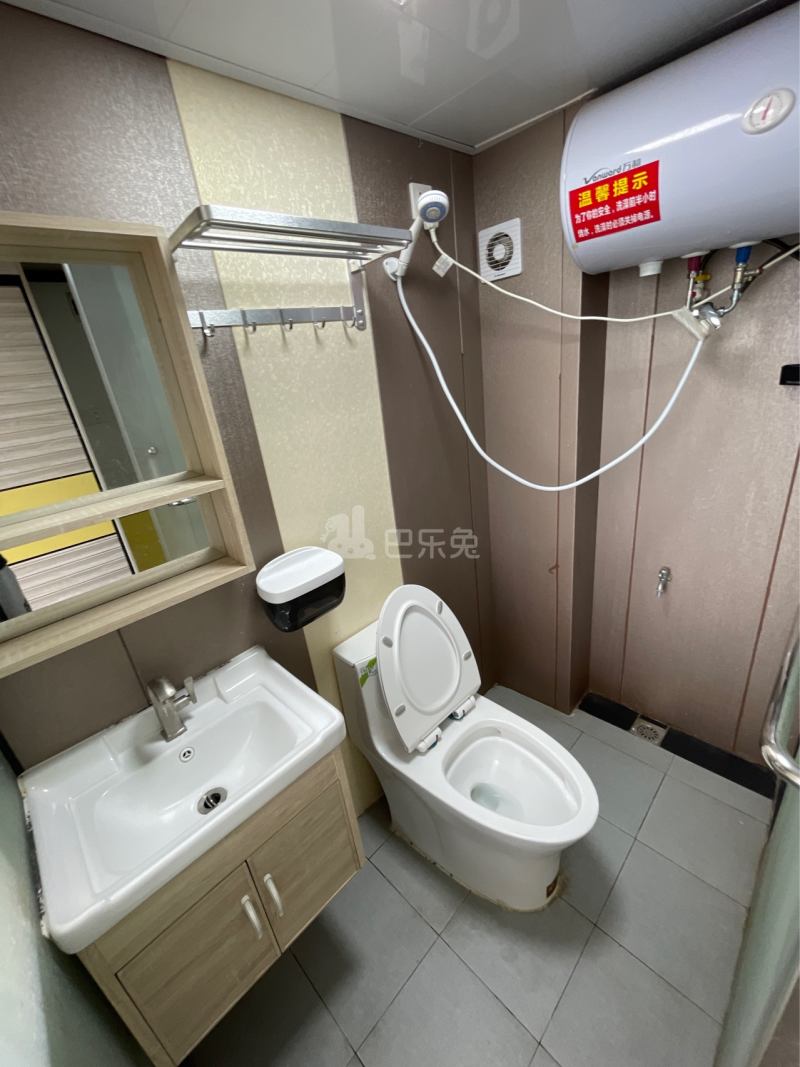 番禺员岗村西河坊大街28号9537177卫生间图4