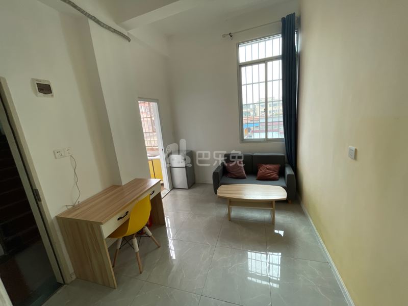 番禺员岗村西河坊大街28号9537180客厅图3