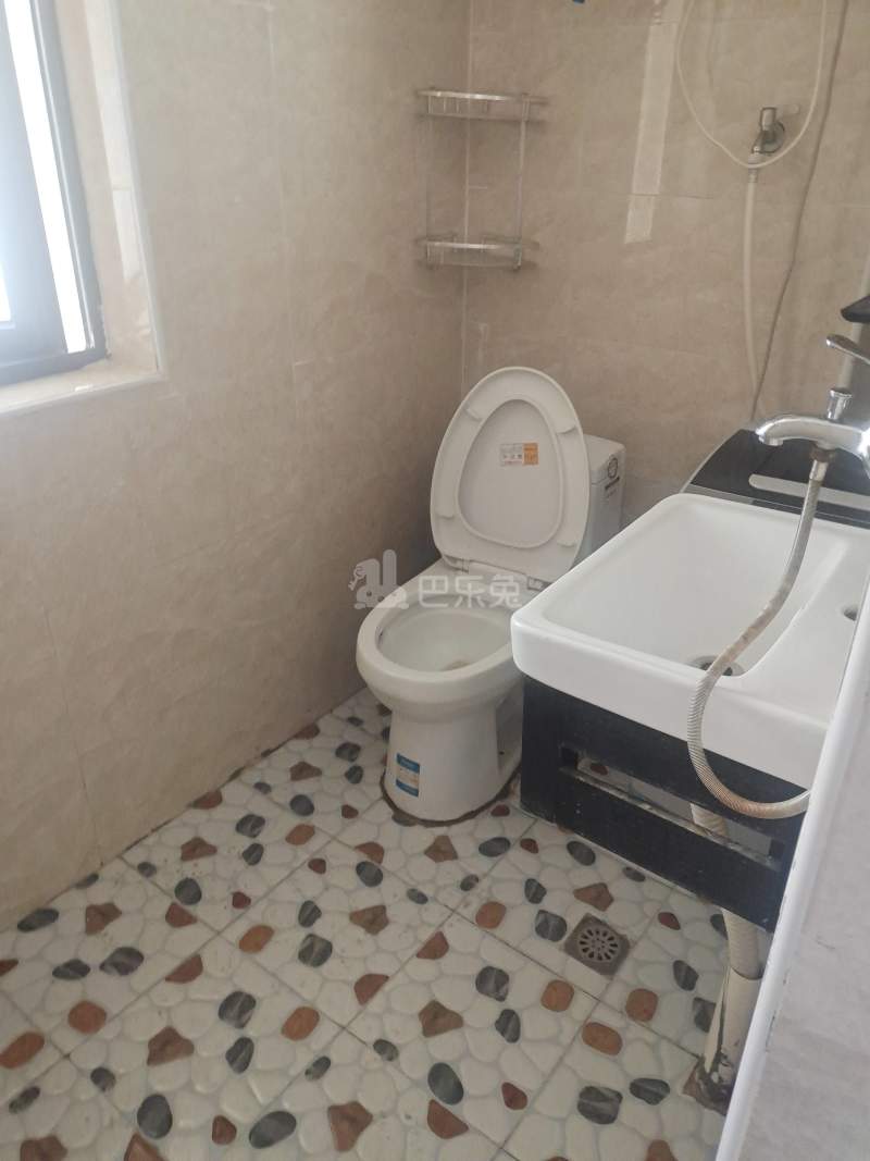 中国铁建香榭国际9537898卫生间图5