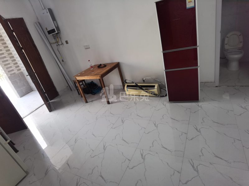 高石公路1688弄10056211客厅图5