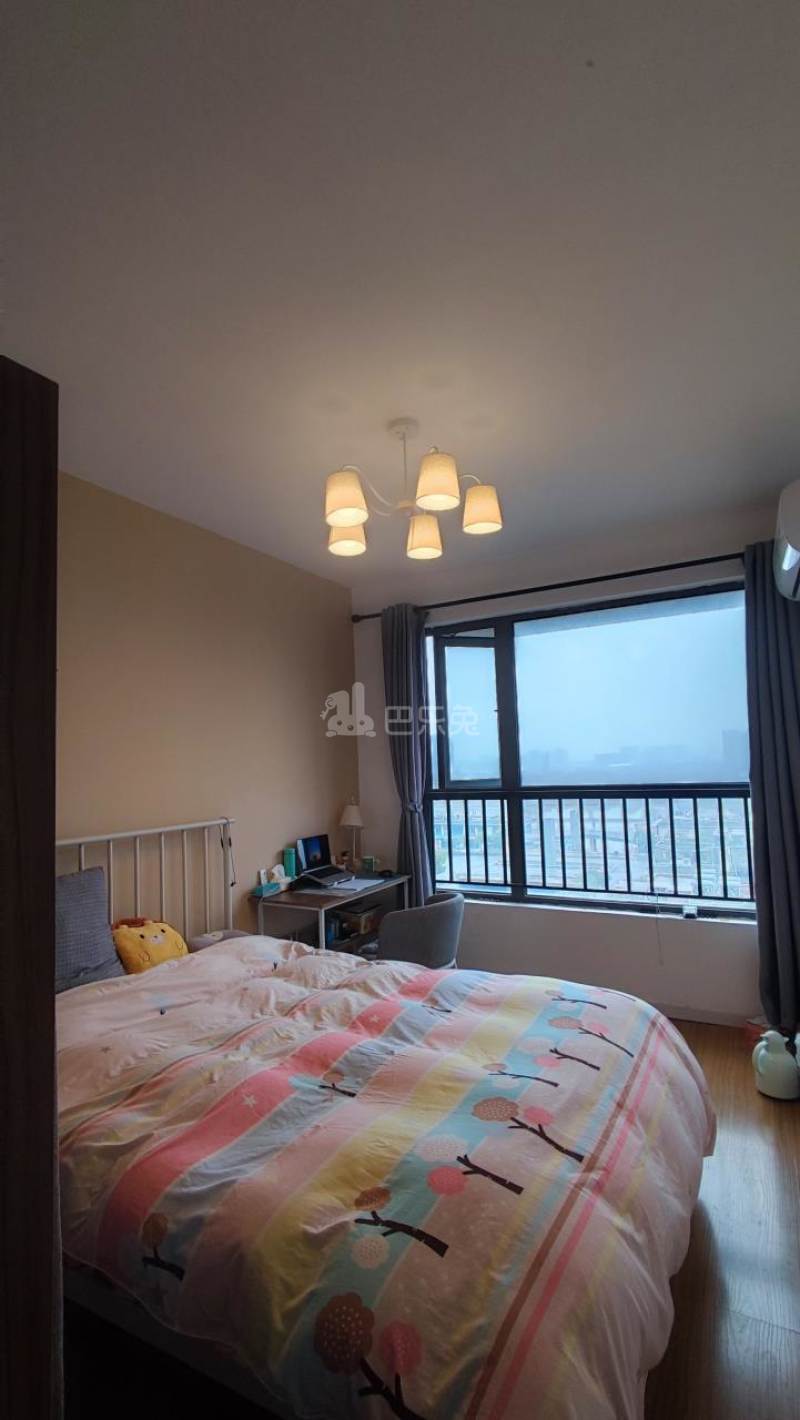 华侨城七期9539663卧室图0