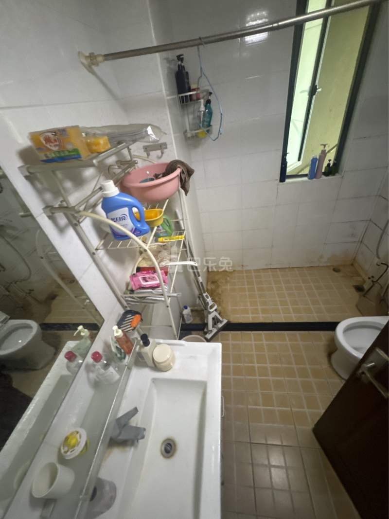 三花现代城丹桂苑9437611卫生间图10